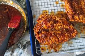 There are 1540 calories in 1 sandwich (514 g) of earls nashville hot chicken sandwich.: 8q9kgrv5xp9lim