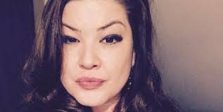 Grad-turned-donor aims to impact her community of Kahnawake