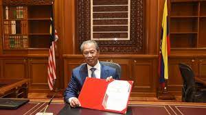 Previously the 5th prime minister of malaysia, mahathir has just been sworn in as the 7th. I Am Not A Traitor Malaysia S New Pm Appeals For Support Abc News