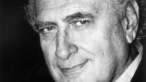 Stanley Moss, Poet Who Evoked a Troubled World, Dies at 99