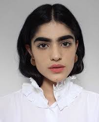 Shelley Duran's Instagram, Twitter & Facebook