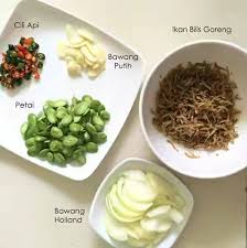 Tapi ada lagi satu yang terbayang dalam goreng dengan minyak yang panas pada api sederhana dan masukkan asam keping.itu cara dapatkan ikan bilis yang rangup ya. Ikan Bilis Petai Cili Api Paling Ringkas Tapi Yang Paling Enak Makanan Resipi Explorasa Forum Cari Infonet