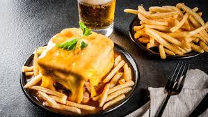 Pour the sauce over the sandwich (should be hot, so the. What Is Francesinha And What Does It Taste Like