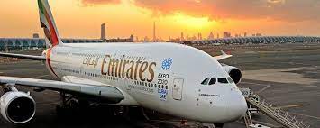 The airline has come to rely on the jet to power its global hub in dubai. Emirates A380 Virtueller Rundgang