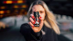 That S Not Body Spray Duval Student Mistakenly Spritzes Self With Pepper Spray Sends 40 Others To Hospital