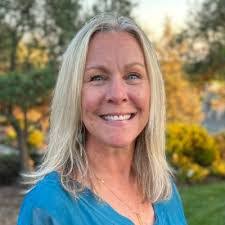 Sally Stack's Instagram, Twitter & Facebook