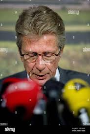 Continental Airlines vice president in charge of technical direction Ken  Burt is pictured in the in the audience room at Pontoise courthouse, west  of Paris, France