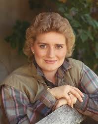 Sue Kurth's Instagram, Twitter & Facebook