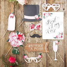 Daher sind hochzeitsgeschenke mit persönlicher note besonders beliebt. Foto Accessoires Hochzeit Rosa Lottes Laden