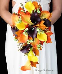 Bouquet of watercolor white callas flowers and eucalyptus branches, hand painted isolated on a white background. Fall Calla Lily Wedding Flower Bouquet Calla Lily Wedding Flowers Flower Bouquet Wedding Wedding Flowers