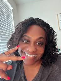 One thing about me is ima mind my sister's business like it's mine