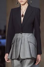 Alexander Mcqueen Pret A Porter Printemps Ete 2020 Defiles Vogue Paris Mode Tribale Alexander Mcqueen Pret A Porter