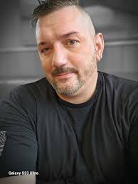 I'm Tom Healey, a person in long-term recovery. Thanks to Michelle Simons  for the invitation to the group. Professionally I am an LICSW in private  practice and a professor at the Boston