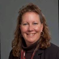 Liza Richards's Instagram, Twitter & Facebook