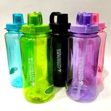 Pispot, bekas buang air besar bagi orang sakit yang tidak boleh bergerak dari katil. Bekas Botol Air Besar Saiz 2 Liter Crazy Sales 2l Herbalife Drinking Water Shopee Malaysia