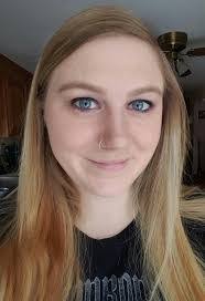 Lori Capes's Instagram, Twitter & Facebook