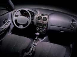 hyundai accent 5 doors specs photos 1999 2000 2001 2002 2003 autoevolution hyundai accent 5 doors specs photos