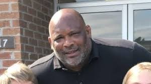 Damien Moses's Instagram, Twitter & Facebook