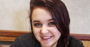 Nicole Olmstead's Instagram, Twitter & Facebook