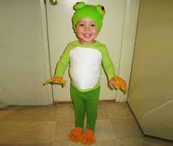 How To Make An Easy Eco Friendly Frog Costume For Halloween Frog Costume Diy Costumes Kids Animal Costumes Diy
