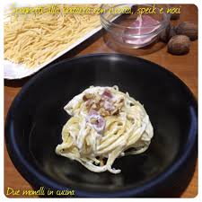 Sono infatti gli spaghetti alla chitarra a costituire l'unica difficoltà. Spaghetti Alla Chitarra Con Ricotta E Speck Due Monelli In Cucina