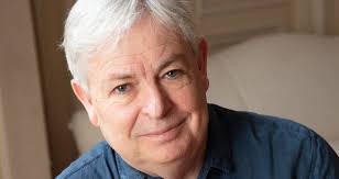 Jonathan Coe : "J'écris pour arrêter le cours du temps"