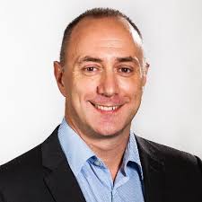 Felicity Moore (@flipperm)