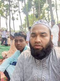 Milon Mia updated his profile picture.