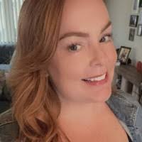 Shannon Baumann's Instagram, Twitter & Facebook