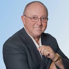 Remembering Marty, Excelsior's former mail carrier