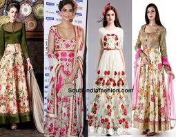 Here's the light color gown that looks so amazing on every girls. 11 Ways To Style Anarkali Suit For Diwali Parties South India Fashion