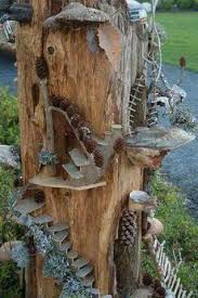 Tree Stump Fairy Garden This Is So Sweet And Very Creative Fairy Tree Houses Fairy Garden Houses Fairy Garden