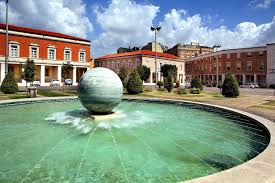 Tutte le aziende nella città latina d'italia. Guida Di Latina Fidelity Viaggi