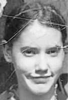 Daisy Sanders's Instagram, Twitter & Facebook