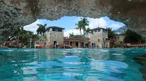 The Largest Natural Freshwater Swimming Pool Is In Florida And It S Absolutely Magical Coral Gables Florida Visit Florida Pool