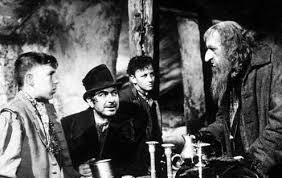 We would like to show you a description here but the site won't allow us. Bild Zu John Howard Davies Oliver Twist Bild Alec Guinness John Howard Davies Robert Newton Filmstarts De