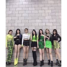 Pin By Claudia Ximena Bustamante On Kpop Idols Neon Outfits Kpop Outfits Korean Outfits