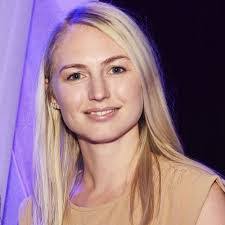 Amy Widman's Instagram, Twitter & Facebook