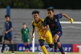 Siwarak tedsungnoen, suphan thongsong, manuel bihr, ernesto phumipha. U15 Thai Lan Vs U15 Malaysia Giáº­t 1 Ä'iá»ƒm Tá»« Thai Lan U15 Malaysia Ä'áº¥u U15 Viá»‡t Nam á»Ÿ Ban Káº¿t