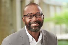 Linda Wiedmann's Instagram, Twitter & Facebook