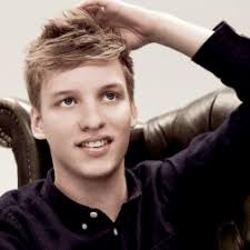 English Singer George Ezra Biography, News, Photos, Videos