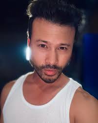 Set Selfie 🤳 🎬❤️☺️ My happy place. 🎥Filming in progress… 🤫🤐🤫🤩😎  What's your happy place? #setlife #set #setlife🎥 #selfie #filming #indie  #indiehorror #horrormovies #actor #actorslife #actors #actorslife🎬