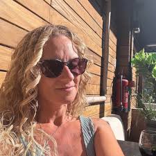 Best toy that a dutchie won't destroy in minutes!besides a traditional Kong  Go……