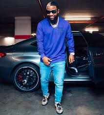 Casssper nyovest makes an impressive appearance once again with another amapiano banger titled siyathandana featuring. Cassper Nyovest S Siyathandana Video Hits One Million Views In A Week Zatunes