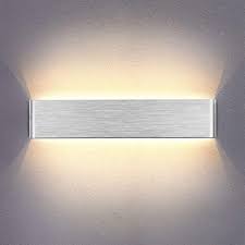 Per l'illuminazione della casa, dal corridoio al soggiorno, dalla camera da letto alla cucina. Yafido Applique Da Parete Interno Moderno 40cm Led Lampada Da Parete Bianco Caldo 14w Lampada Muro Argento Spazzolato Per Camera Da Letto Soggiorno Corridoio Bagno Scale Amazon It Illuminazione