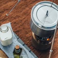 This is a smaller edition designed for those 1 or 2 person camping and backpacking trips. Buy Solo Stove Tripod Compact Lightweight Aluminum Tripod W Adjustable Hang Chain Works Titan And Campfire Perfect For Camping Backpacking Survival Online In Italy B00idebfuy