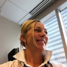 Tara Stroud (@sundrestroud)