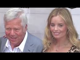 See more ideas about robert kraft, new england patriots, patriots. New England Patriots Owner Robert Kraft And Young Girlfriend Ricki Lander Attend Guys Choice Awards Youtube