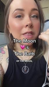 What Is Moon Bathing