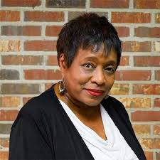 Janis Jackson's Instagram, Twitter & Facebook